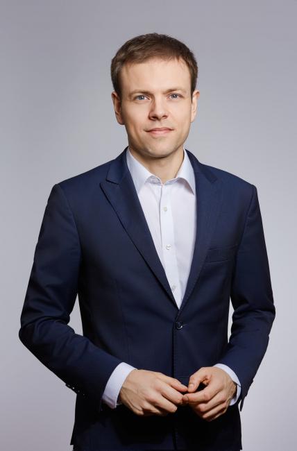 Krzysztof Daniel korporacyjny portret biznesowy manager Accenture fotograf Krzysztof Zaleski