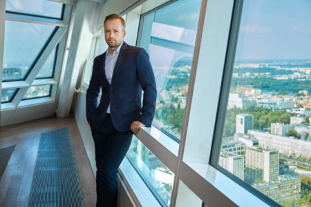 Mateusz Matuszkiewicz biznesowy portret prasowy fotograf Krzysztof Zaleski