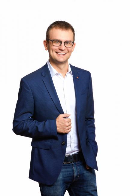 Tomasz Maciejewski korporacyjna fotografia biznesowa trener LinkedIn fotograf Krzysztof Zaleski