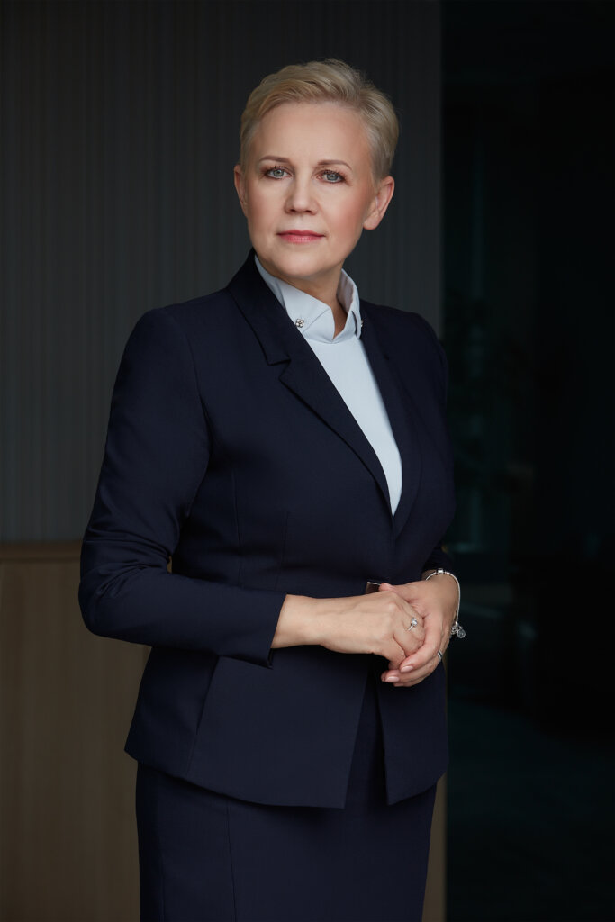 Beata Daszyńska-Muzyczka fotografia biznesowa Prezes zarządu Banku BGK fotograf Krzysztof Zaleski